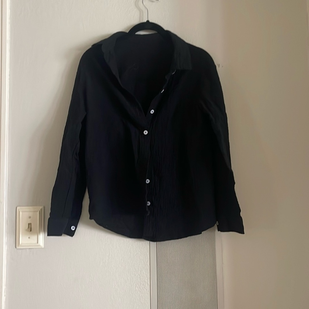 Cute button up top